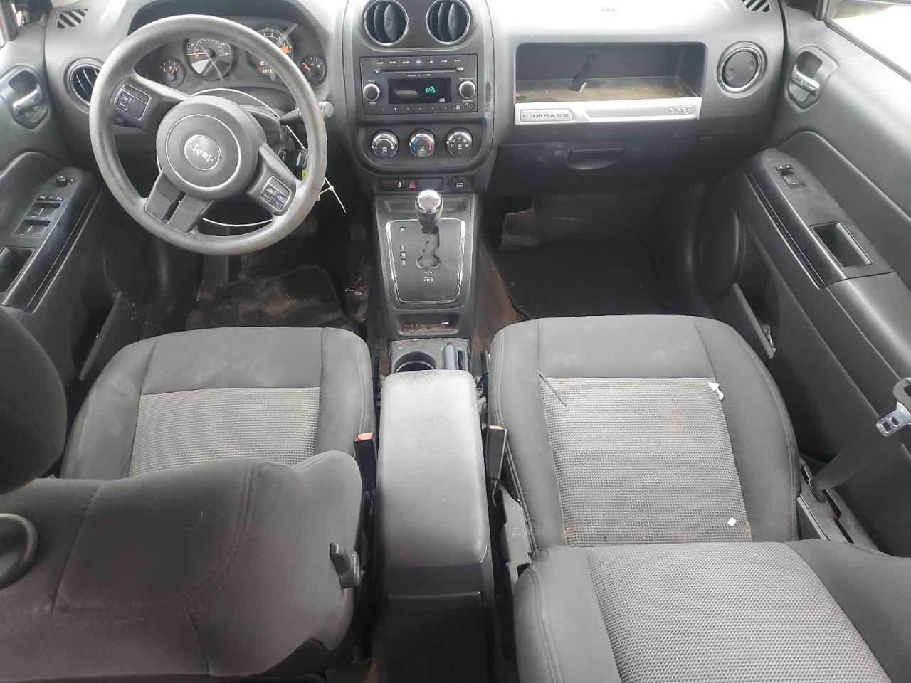 2015 Jeep Compass Sport VIN: 1C4NJCBA4FD235643 Lot: 93409455