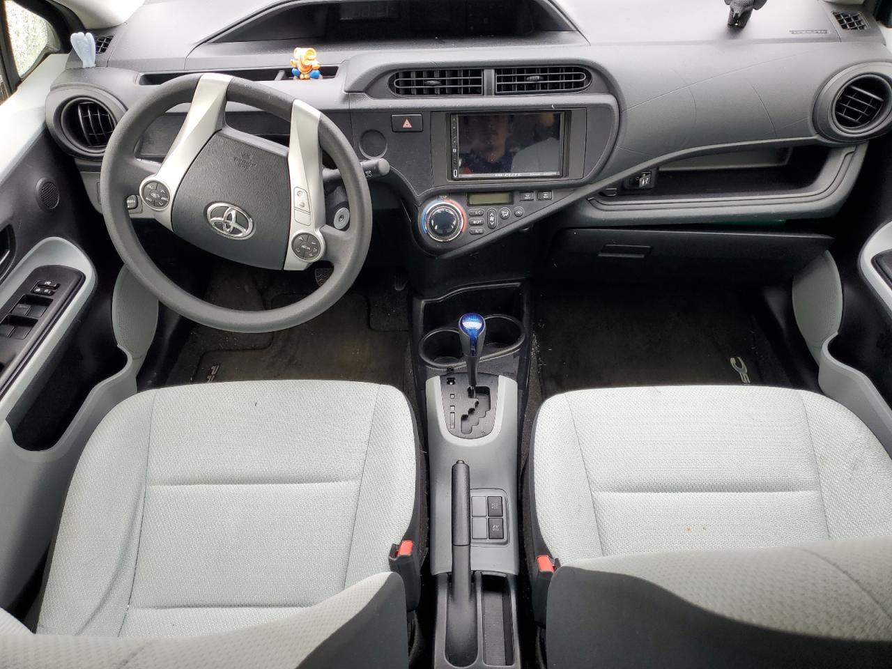 2013 Toyota Prius C VIN: JTDKDTB33D1554350 Lot: 93724575