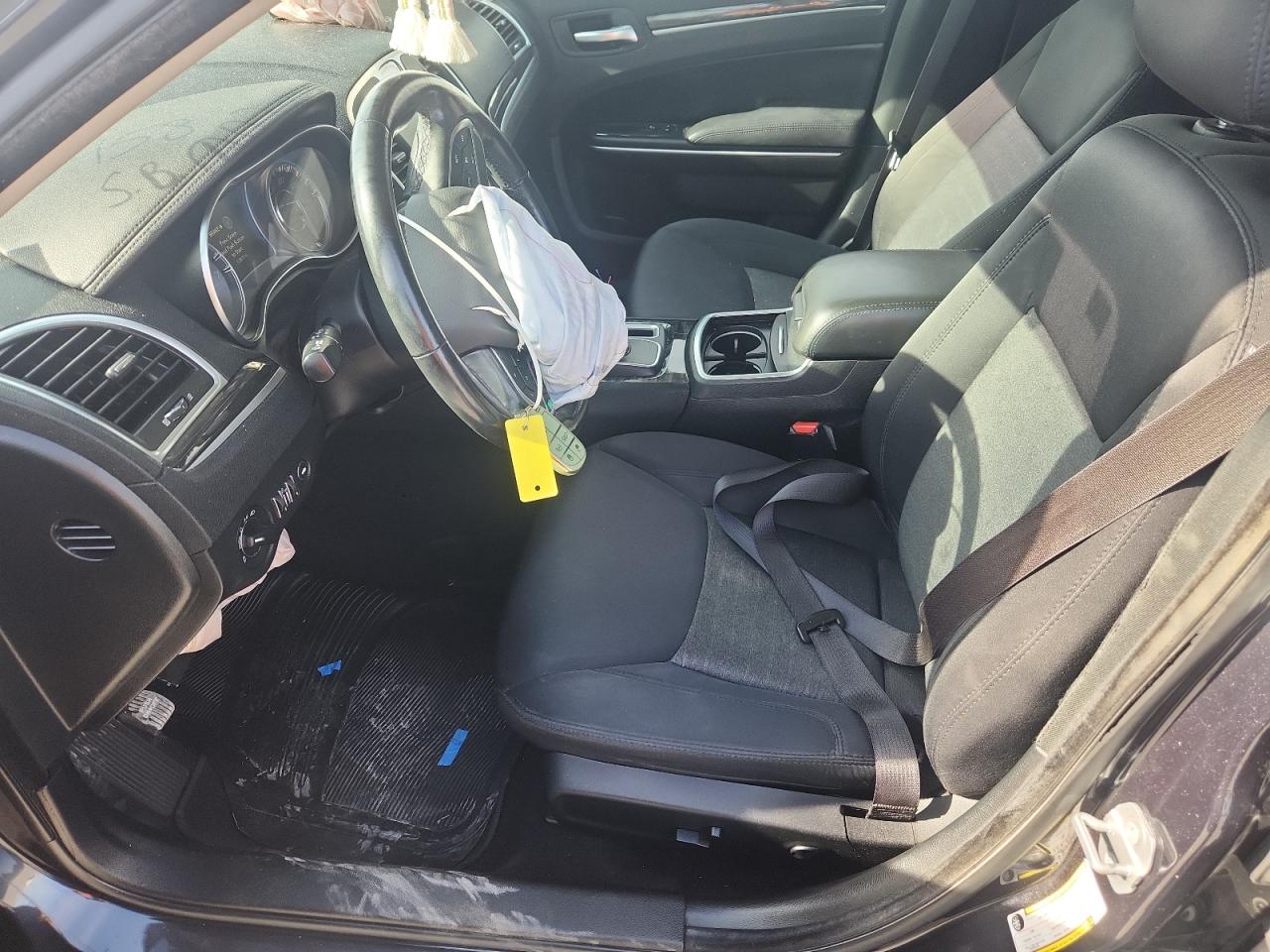 2019 Chrysler 300 Touring VIN: 2C3CCAAG6KH570285 Lot: 93521805