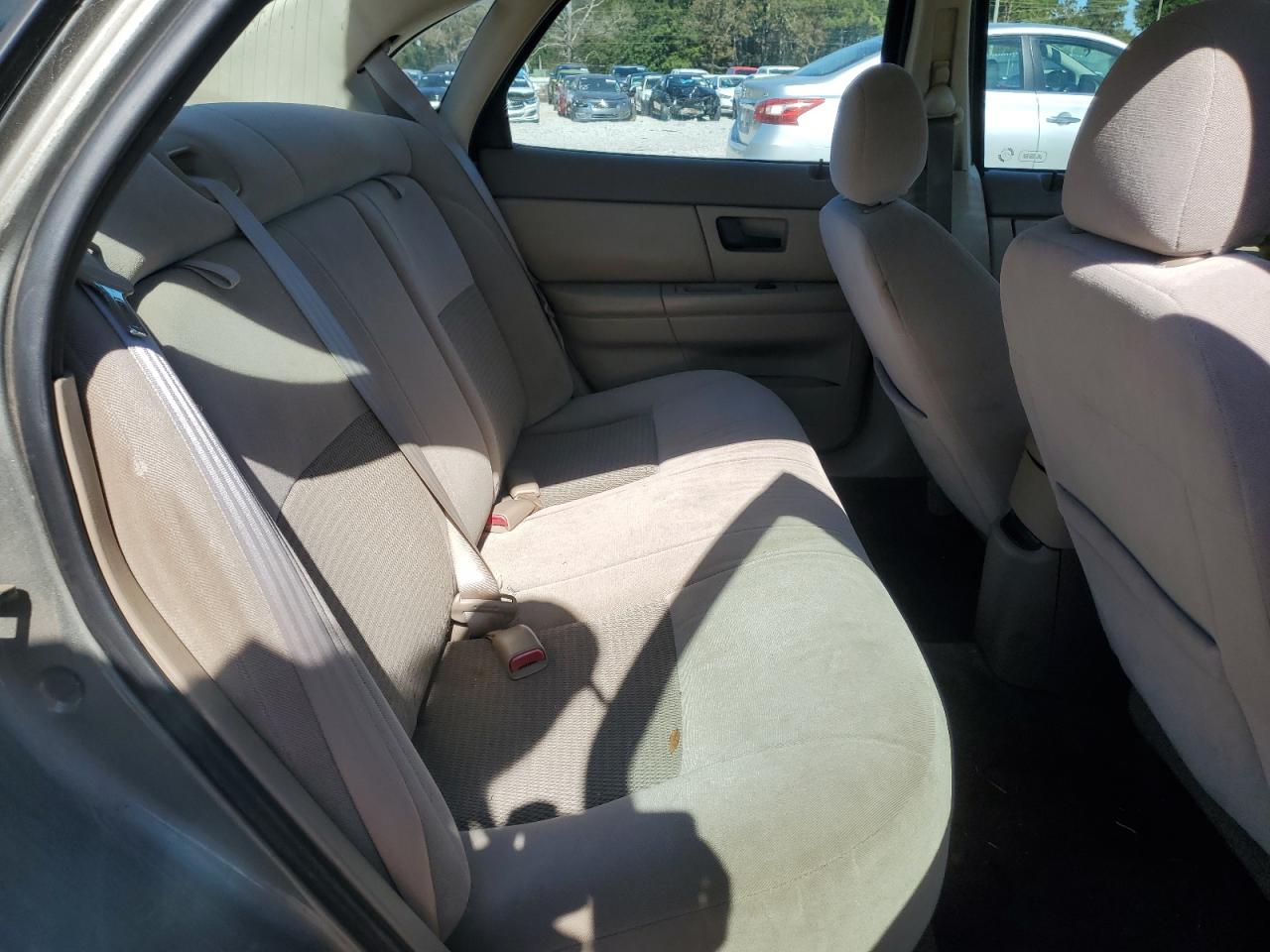 2003 Ford Taurus Se VIN: 1FAFP53U53A194675 Lot: 92653315