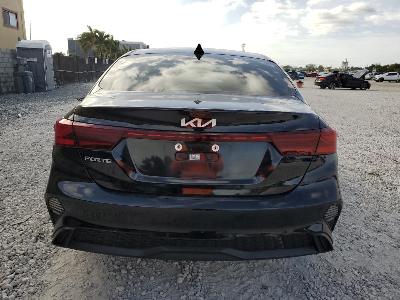 2023 Kia Forte Lx VIN: 3KPF24AD6PE542735 Lot: 91729035