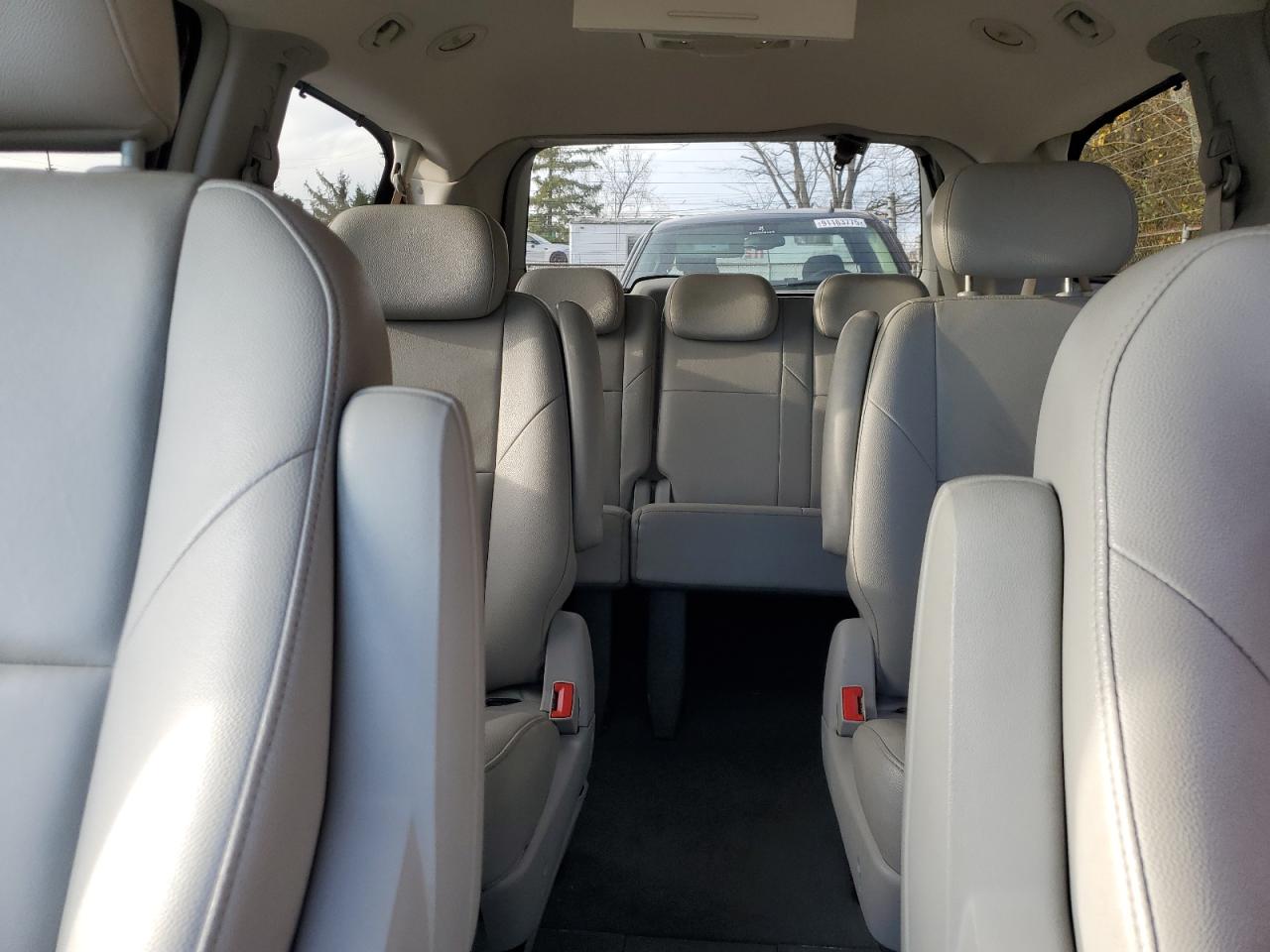 2008 Chrysler Town & Country Touring VIN: 2A8HR54P08R695622 Lot: 91935775