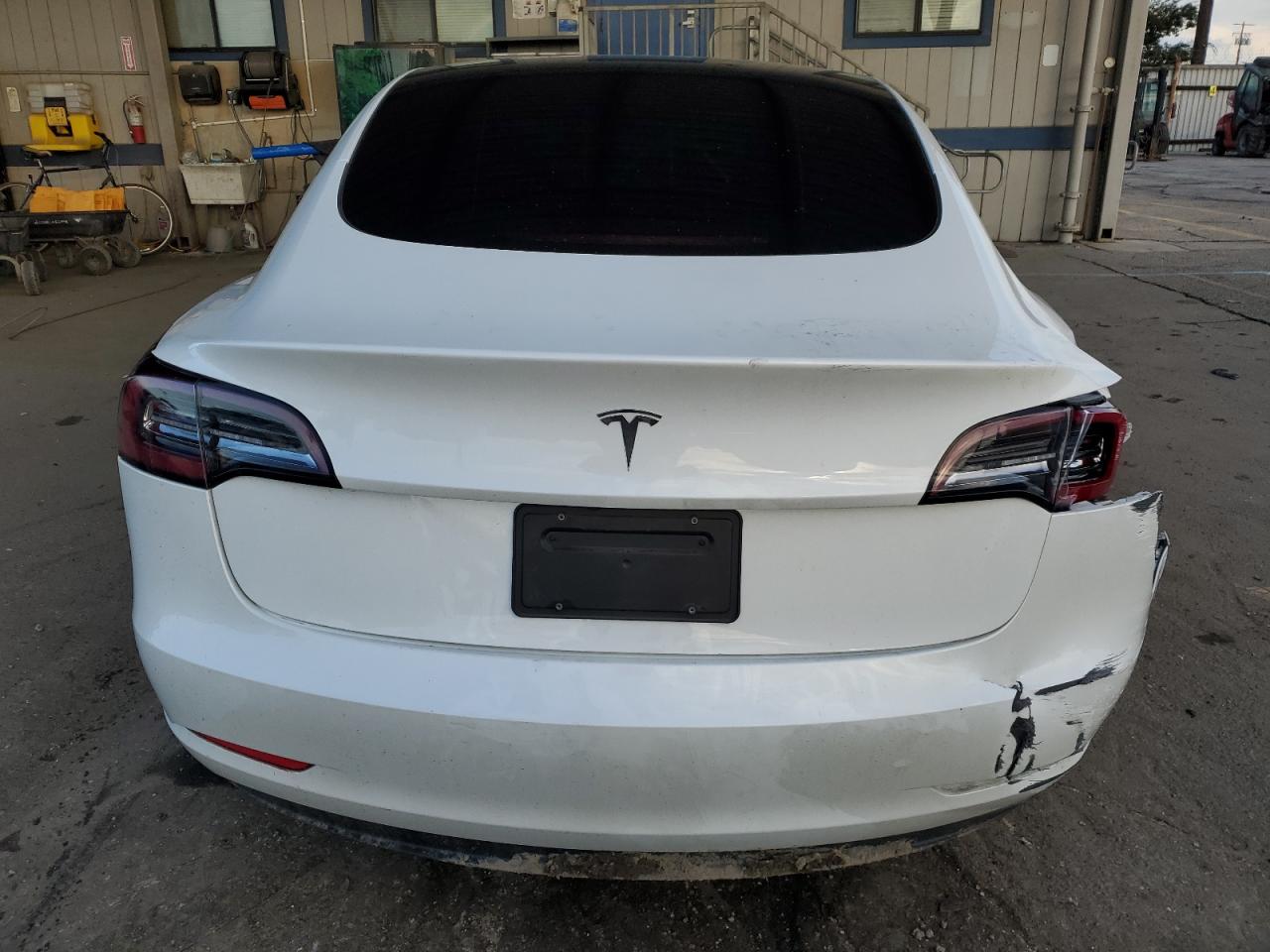 2023 Tesla Model 3 VIN: 5YJ3E1EA2PF498123 Lot: 93636905