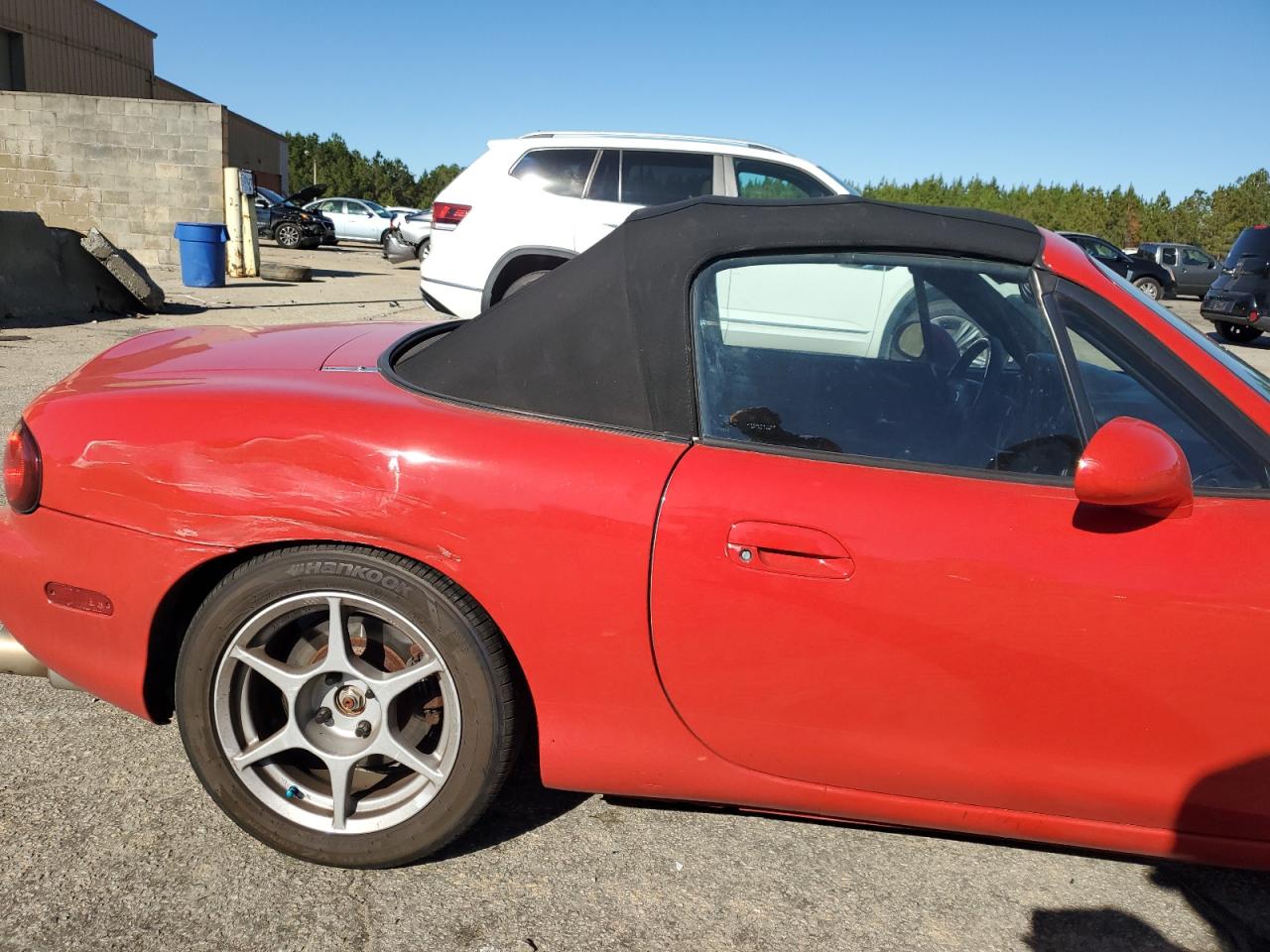 2004 Mazda Mx-5 Miata Base VIN: JM1NB353740400440 Lot: 90716375