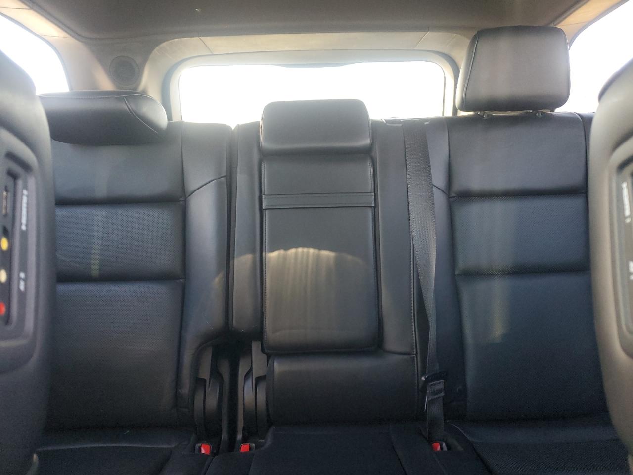 2015 Jeep Grand Cherokee Overland VIN: 1C4RJFCG8FC157265 Lot: 91205305