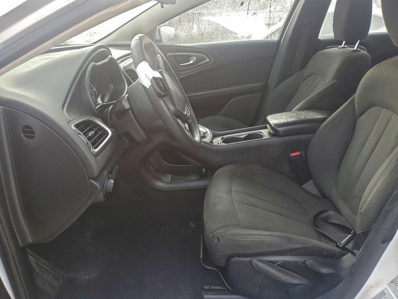 2016 Chrysler 200 Limited VIN: 1C3CCCABXGN125840 Lot: 92128105