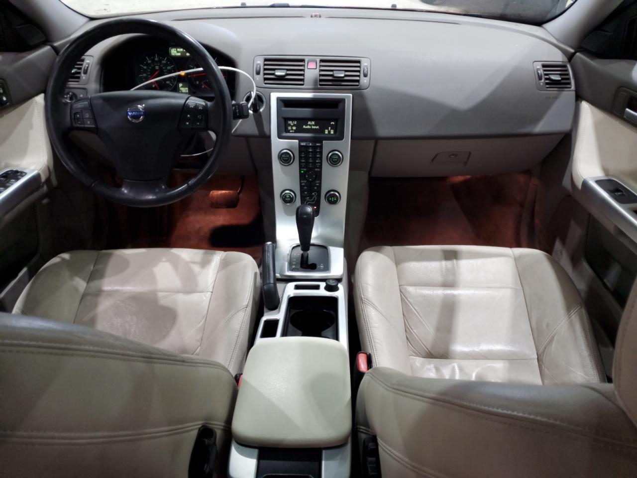 2011 Volvo S40 T5 VIN: YV1672MS7B2536507 Lot: 92928005