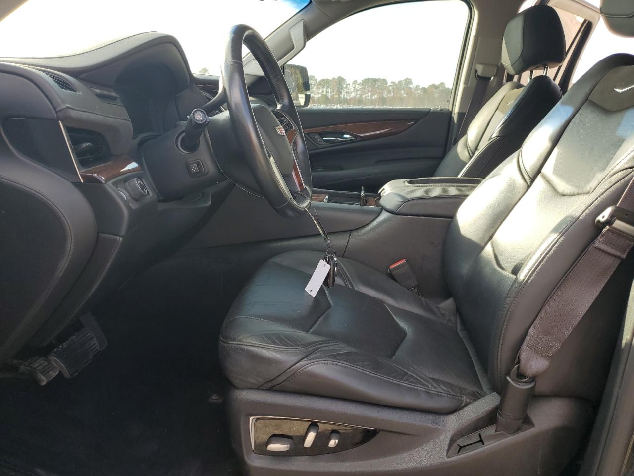 2015 Cadillac Escalade Luxury VIN: 1GYS3MKJ8FR739404 Lot: 92055325