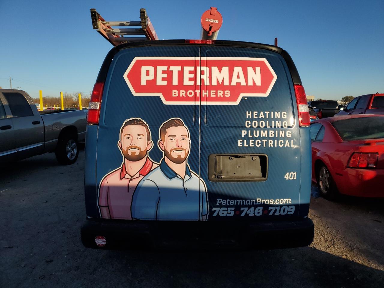 2021 Chevrolet Express G2500 Utility / Service Van VIN: 1GCWGAFP6M1312436 Lot: 93054095