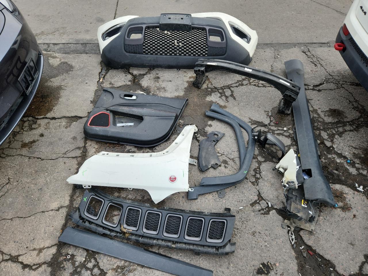 2018 Jeep Compass Trailhawk VIN: 3C4NJDDB7JT470049 Lot: 93750995