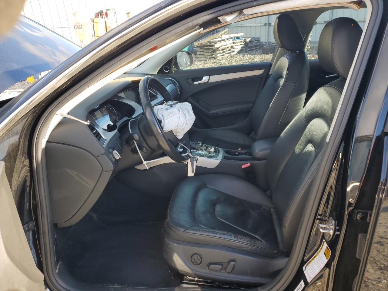 2011 Audi A4 Premium Plus VIN: WAUEFAFL9BN032671 Lot: 93188895