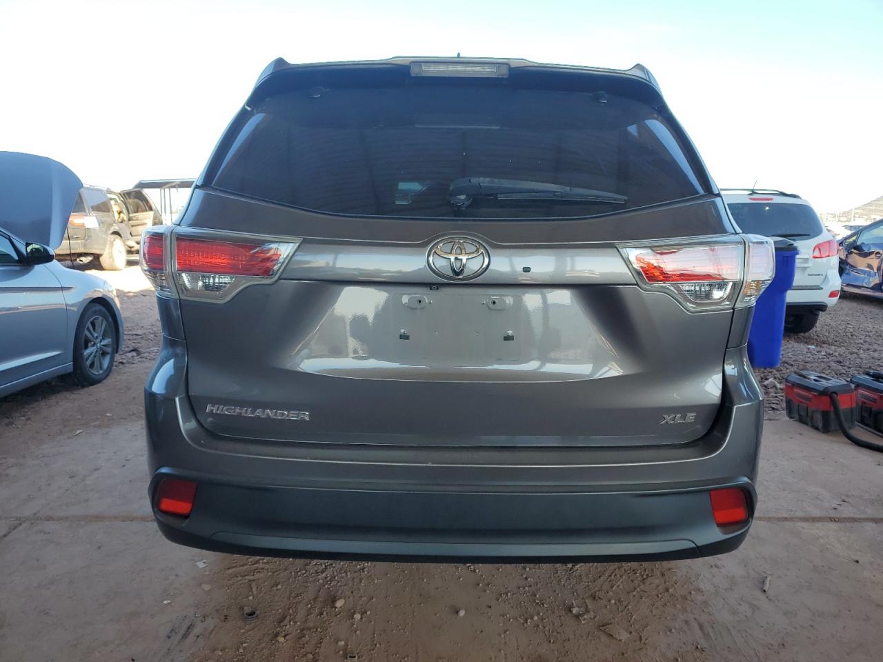 2015 Toyota Highlander Xle VIN: 5TDKKRFH6FS069060 Lot: 92106655