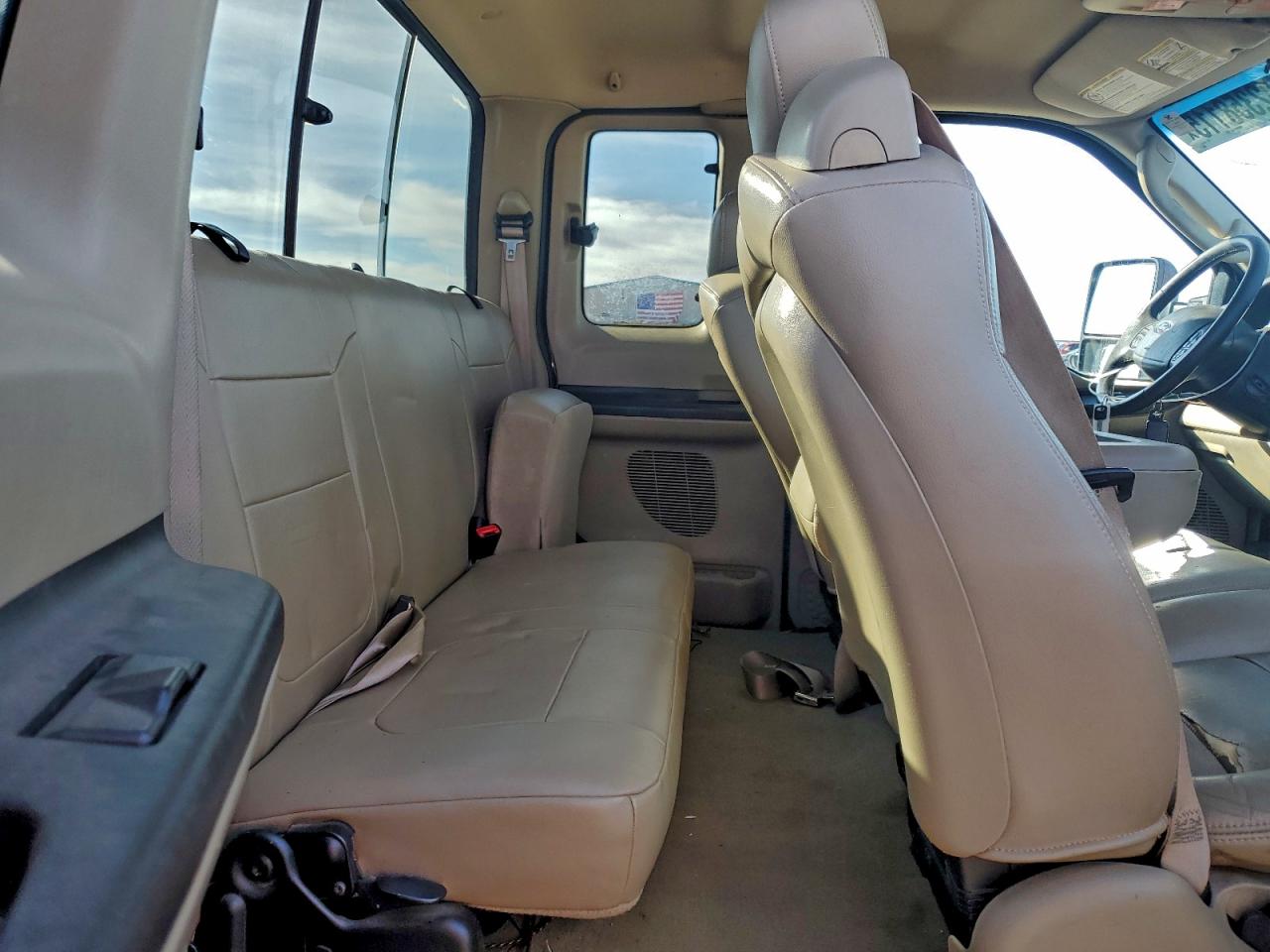 2005 Ford F250 Super Duty VIN: 1FTSX21P75EC39633 Lot: 92358115