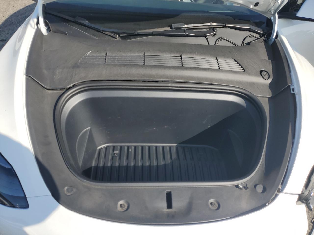 2023 Tesla Model Y VIN: 7SAYGDEE3PF804074 Lot: 90860945