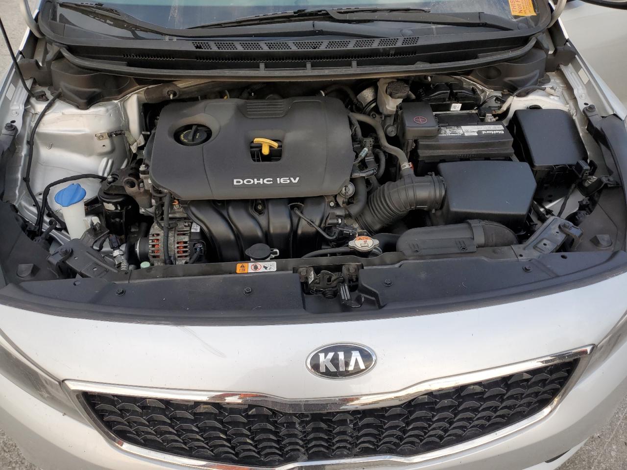 2018 Kia Forte Lx VIN: 3KPFK4A75JE235493 Lot: 90090635