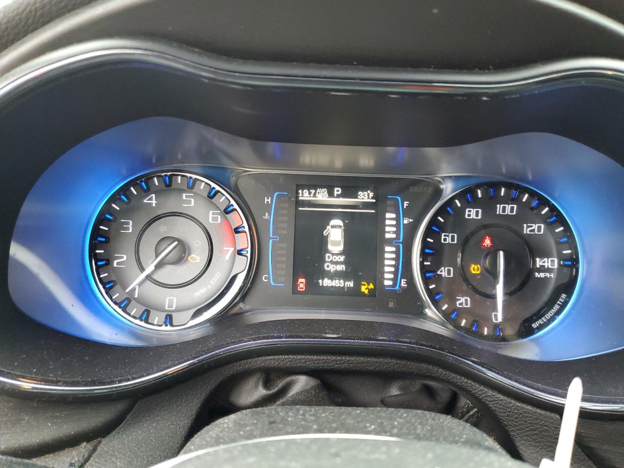 2015 Chrysler 200 S VIN: 1C3CCCBB5FN753219 Lot: 92241875