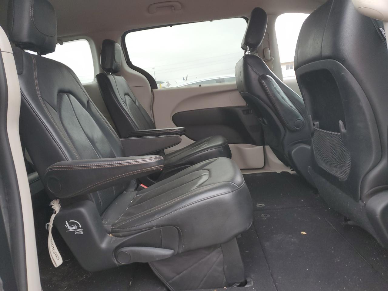 2020 Chrysler Pacifica Touring L VIN: 2C4RC1BG5LR133538 Lot: 91661235