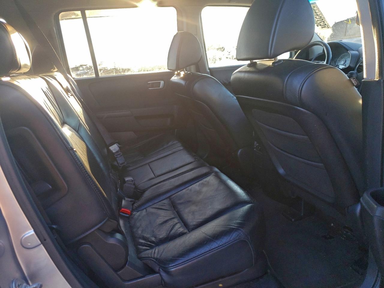 2011 Honda Pilot Exln VIN: 5FNYF4H72BB005277 Lot: 94445325