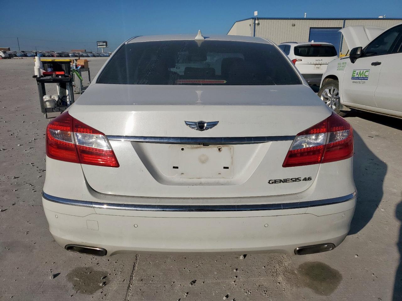 2012 Hyundai Genesis 4.6L VIN: KMHGC4DF8CU178713 Lot: 92439775