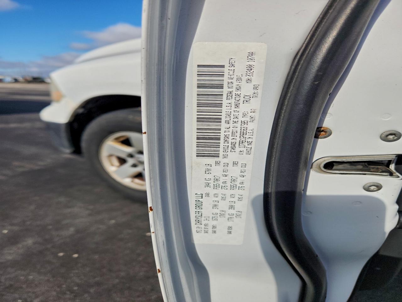 2011 Dodge Ram 1500 VIN: 1D7RB1GP8BS637385 Lot: 94411505