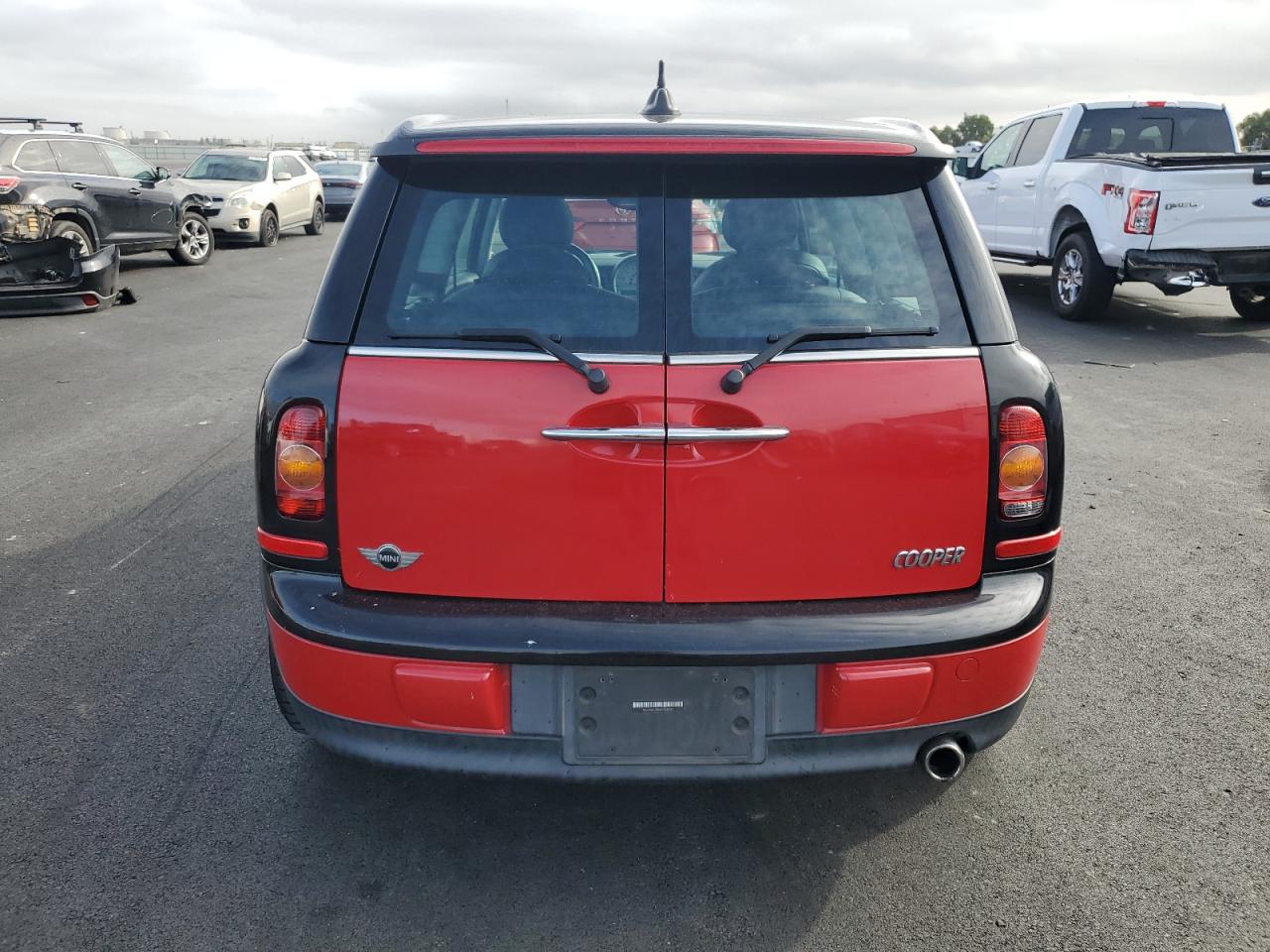 2009 Mini Cooper Clubman VIN: WMWML335X9TX35255 Lot: 91352795