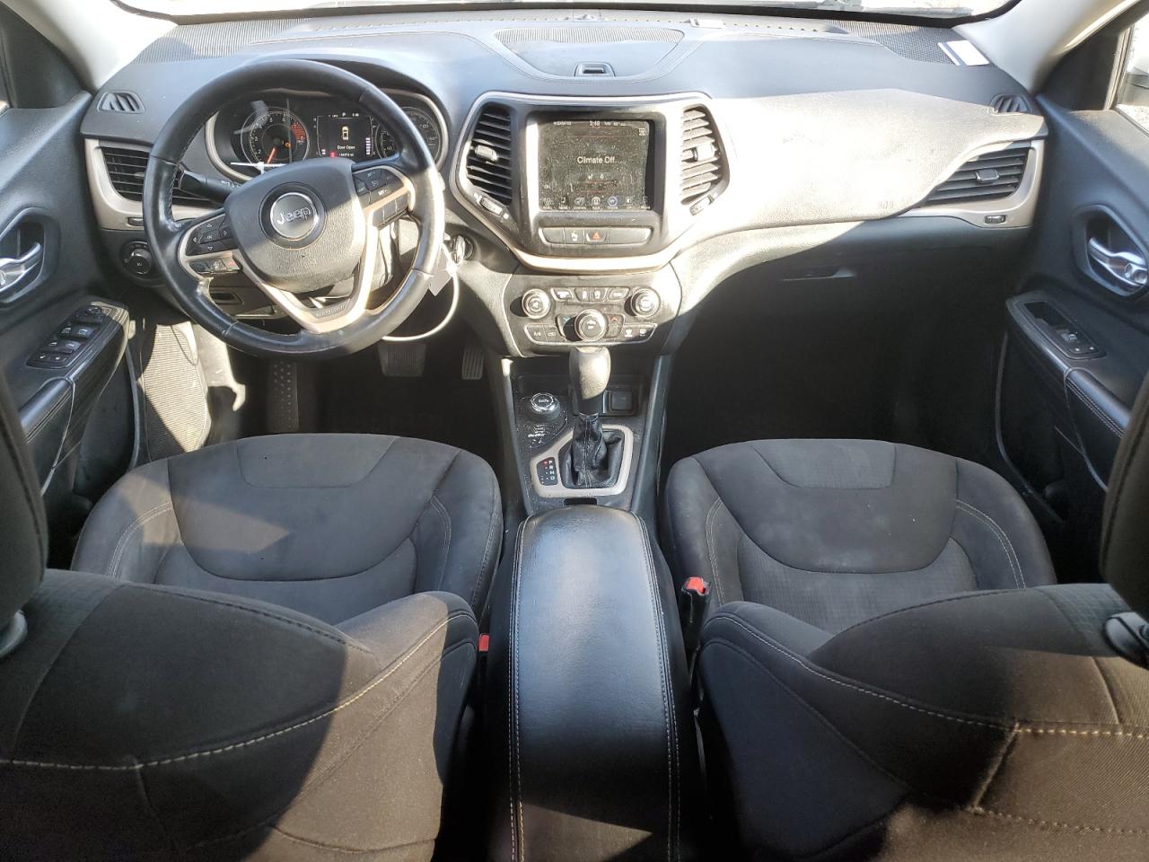 2016 Jeep Cherokee Latitude VIN: 1C4PJMCS7GW197787 Lot: 90876055