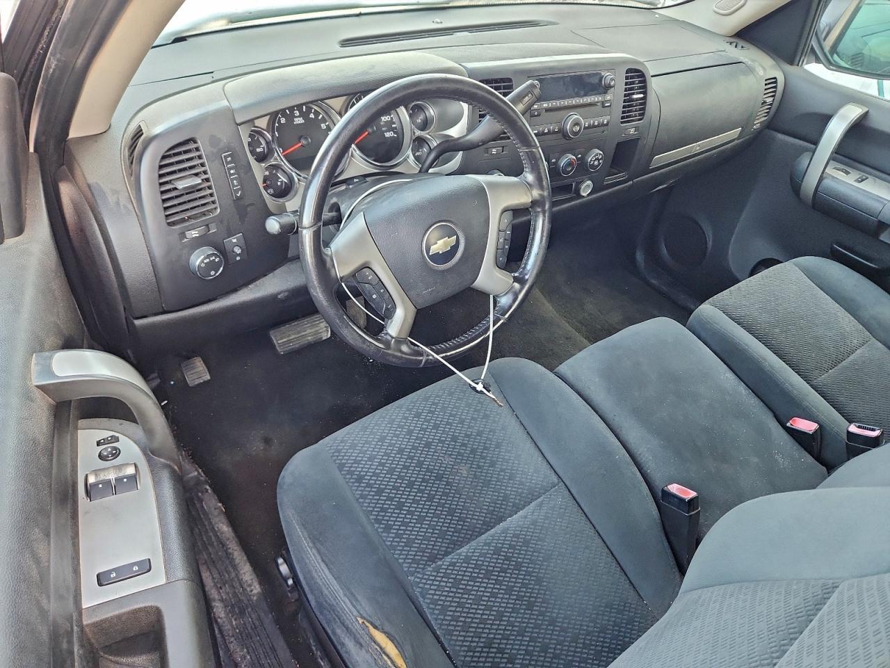 2008 Chevrolet Silverado K1500 VIN: 1GCEK14058Z162133 Lot: 93982495