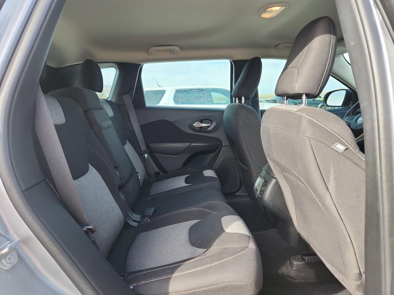 2016 Jeep Cherokee Sport VIN: 1C4PJMAB0GW134050 Lot: 91676385