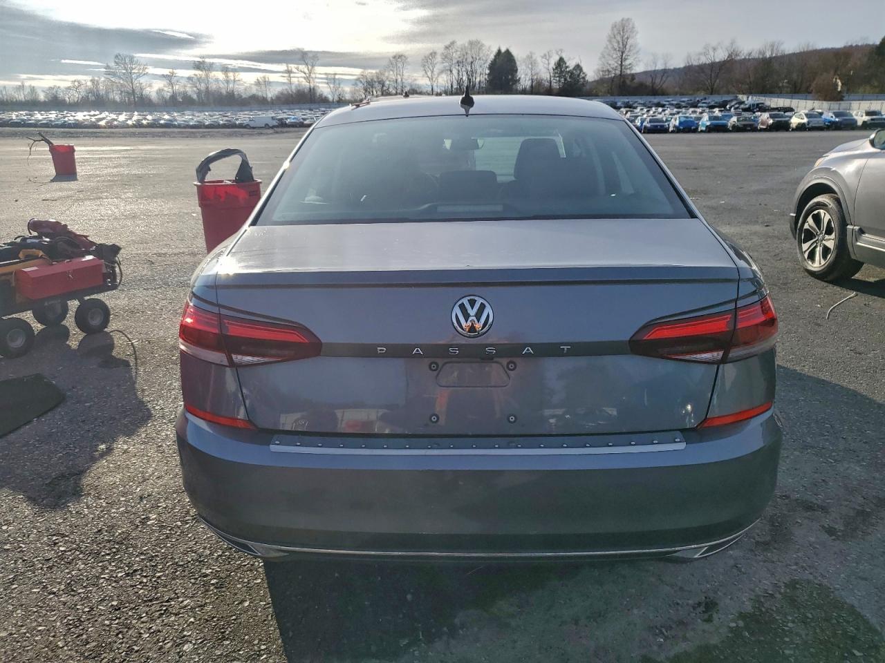 2021 Volkswagen Passat Se VIN: 1VWSA7A37MC014695 Lot: 94166405