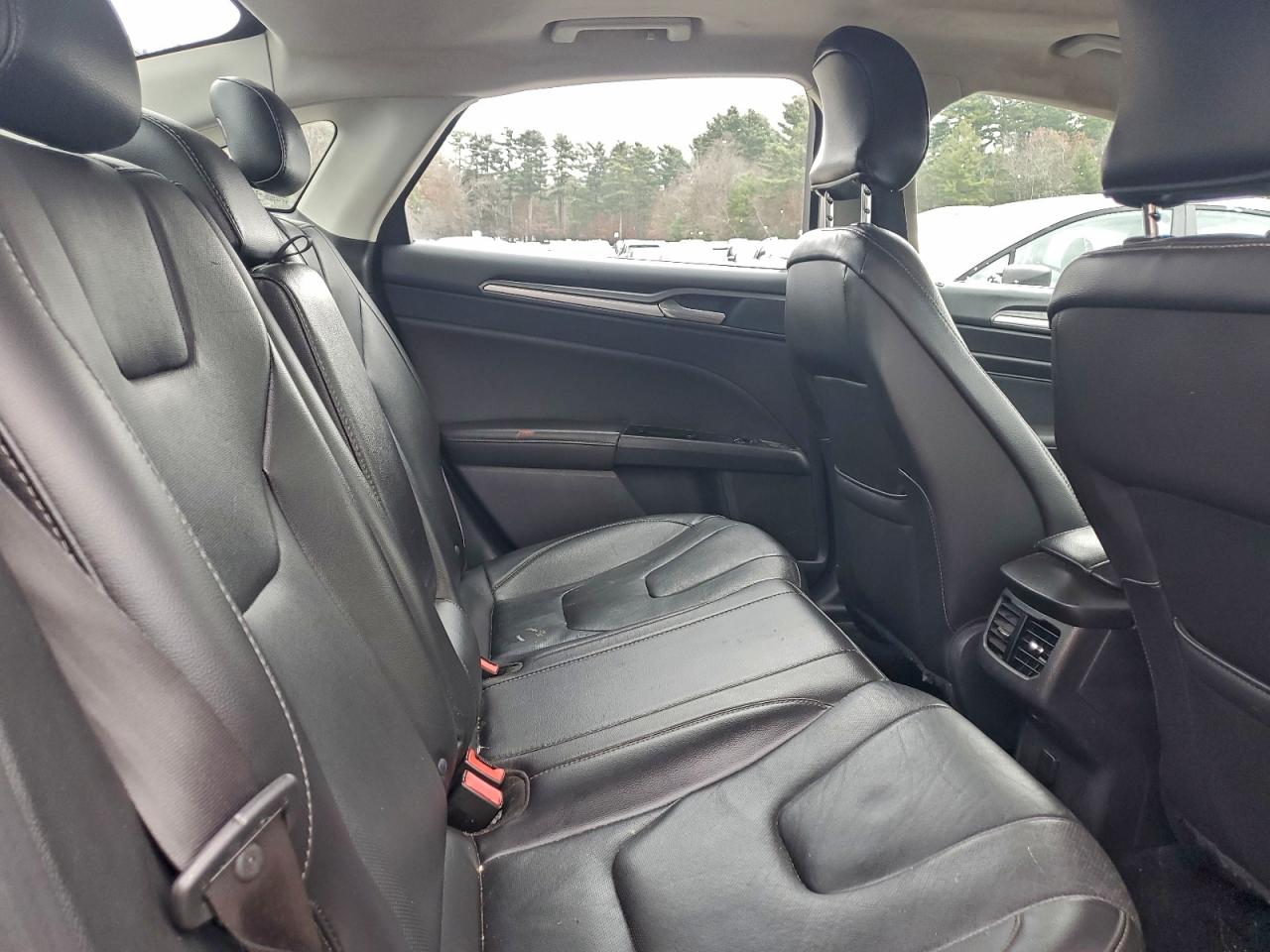 2016 Ford Fusion Titanium VIN: 3FA6P0D92GR128805 Lot: 93890165