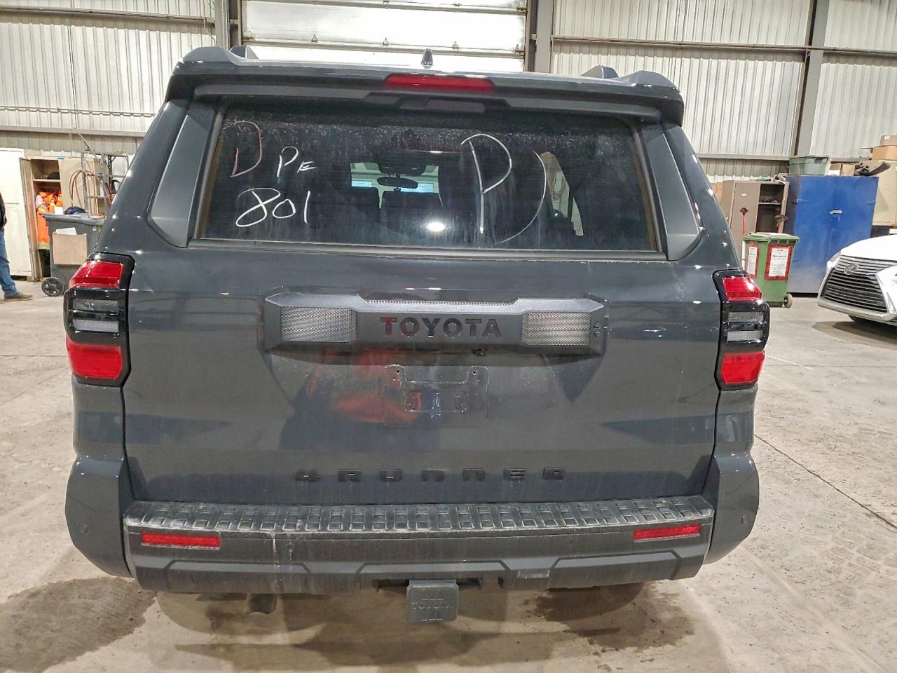 2025 Toyota 4Runner Sr5 VIN: JTEVA5BR8S5033597 Lot: 92925655