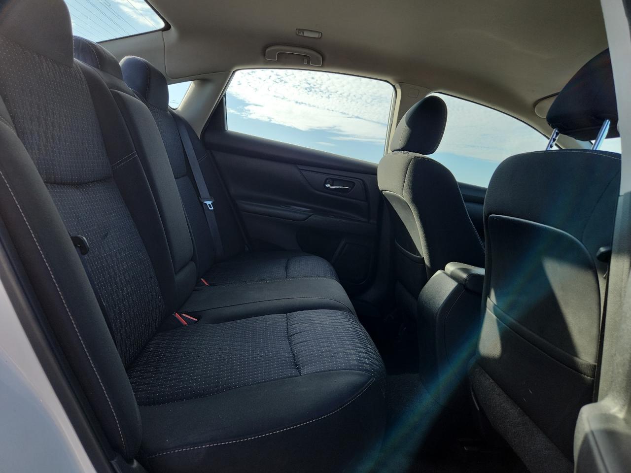 2017 Nissan Altima 2.5 VIN: 1N4AL3AP1HN316214 Lot: 93316175