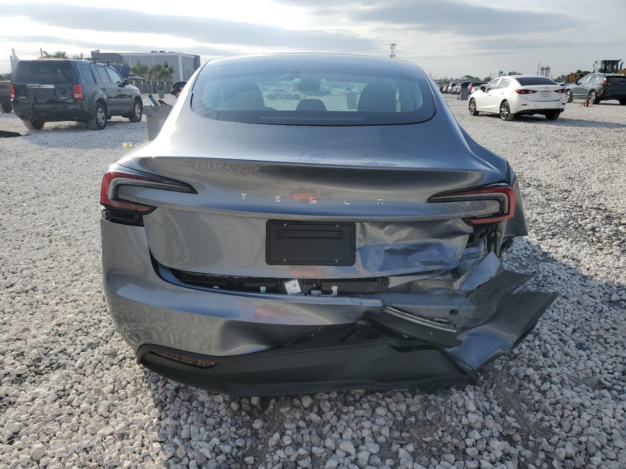 2024 Tesla Model 3 VIN: 5YJ3E1EA9RF859091 Lot: 92207585