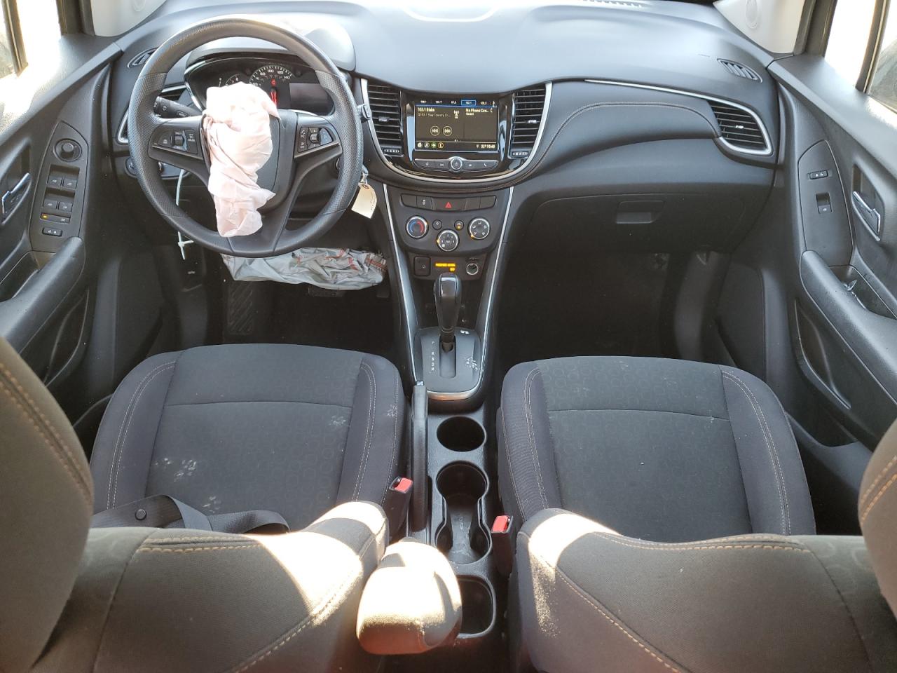 2019 Chevrolet Trax Ls VIN: 3GNCJKSB5KL297638 Lot: 90827375