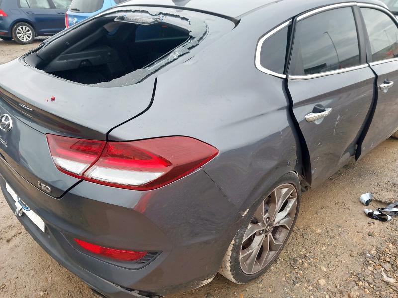2018 HYUNDAI I30 FASTBACK 1.4T GDI PREMIUM 5DR