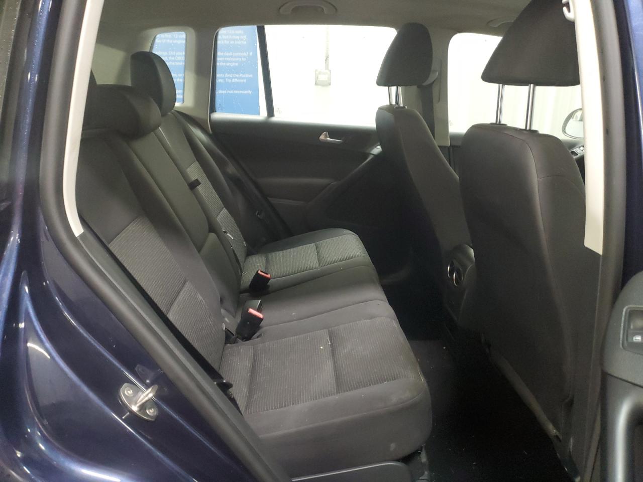 2015 Volkswagen Tiguan S VIN: WVGAV7AX2FW501256 Lot: 93346535