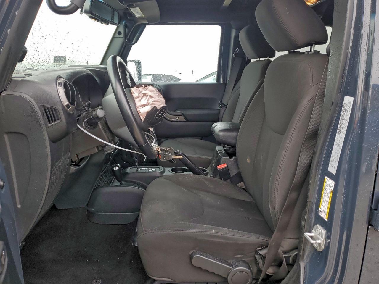 2016 Jeep Wrangler Unlimited Sport VIN: 1C4BJWDG3GL249353 Lot: 94080235