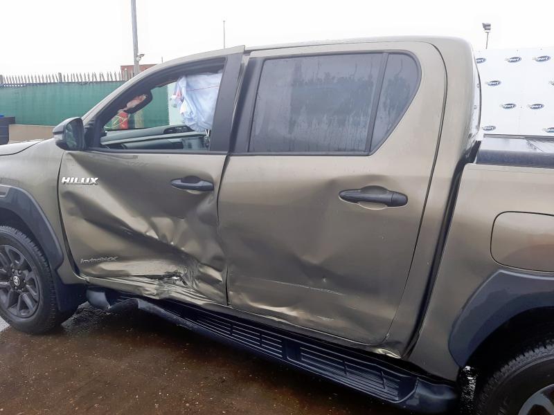 2021 TOYOTA HILUX INVINCIBLE X D/CAB PICK UP 2.8 D-4D AUTO