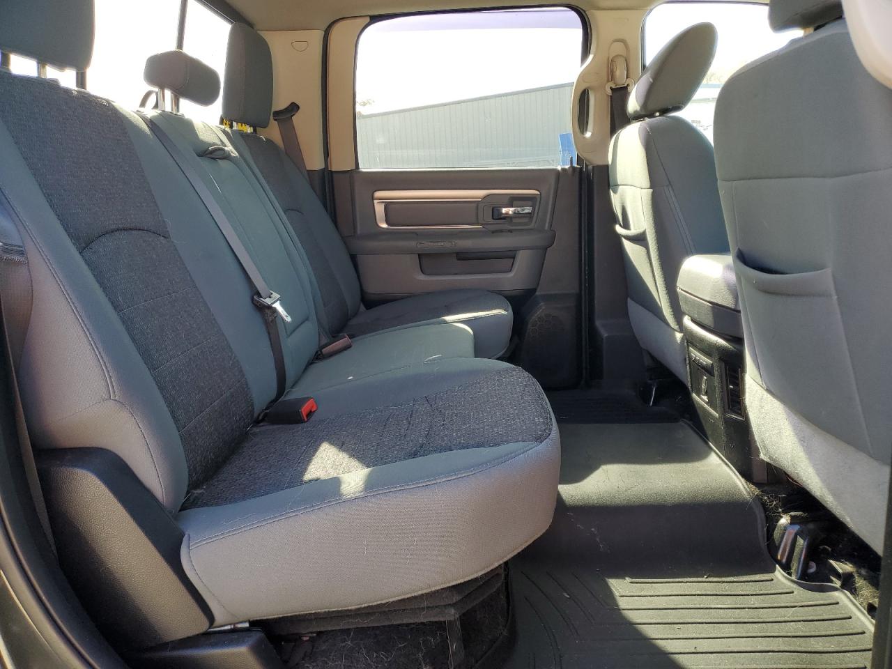 2015 Ram 1500 Slt VIN: 1C6RR7LM0FS740947 Lot: 92584185