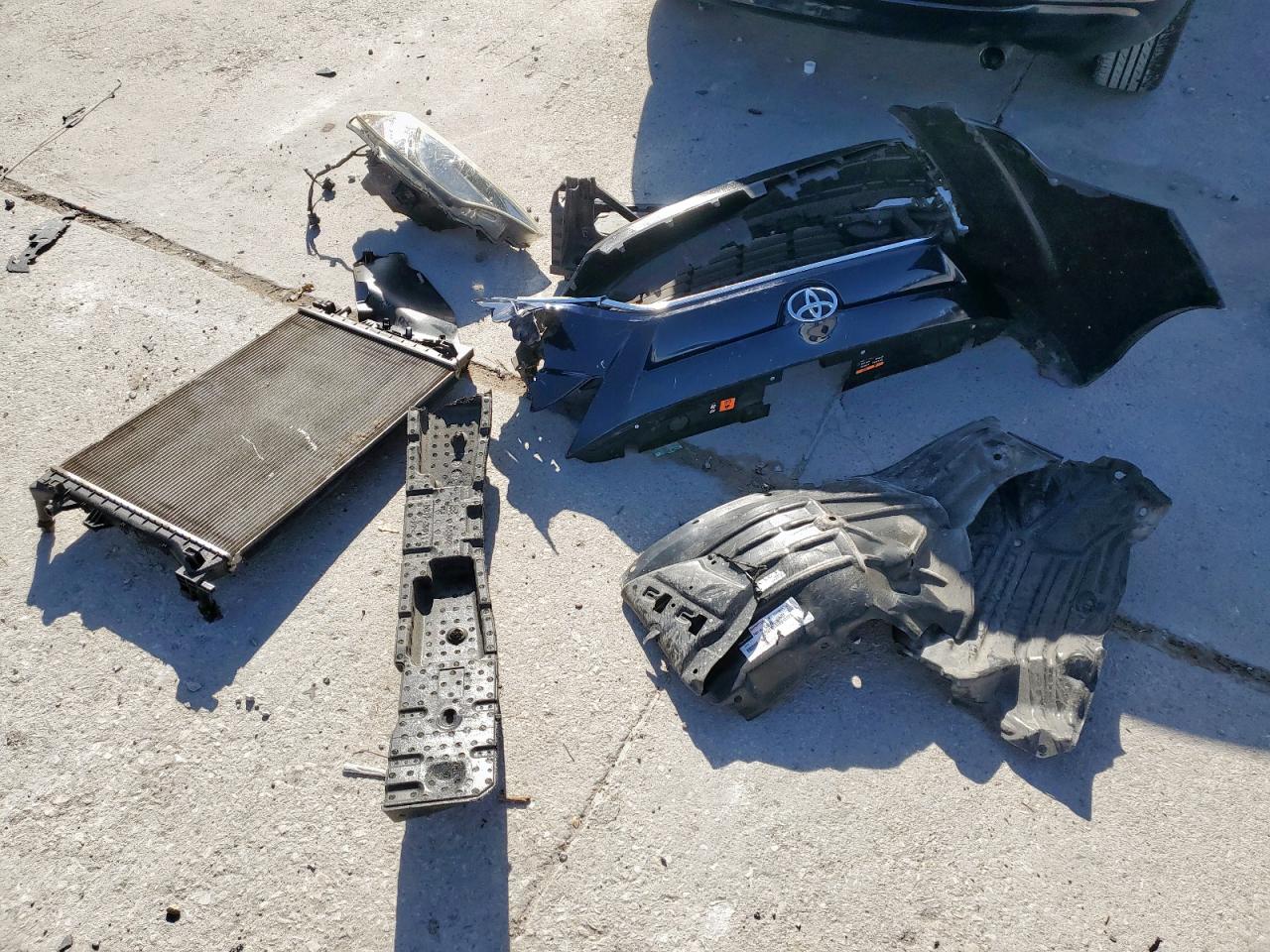 2018 Toyota Yaris Ia VIN: 3MYDLBYV8JY313701 Lot: 92016005