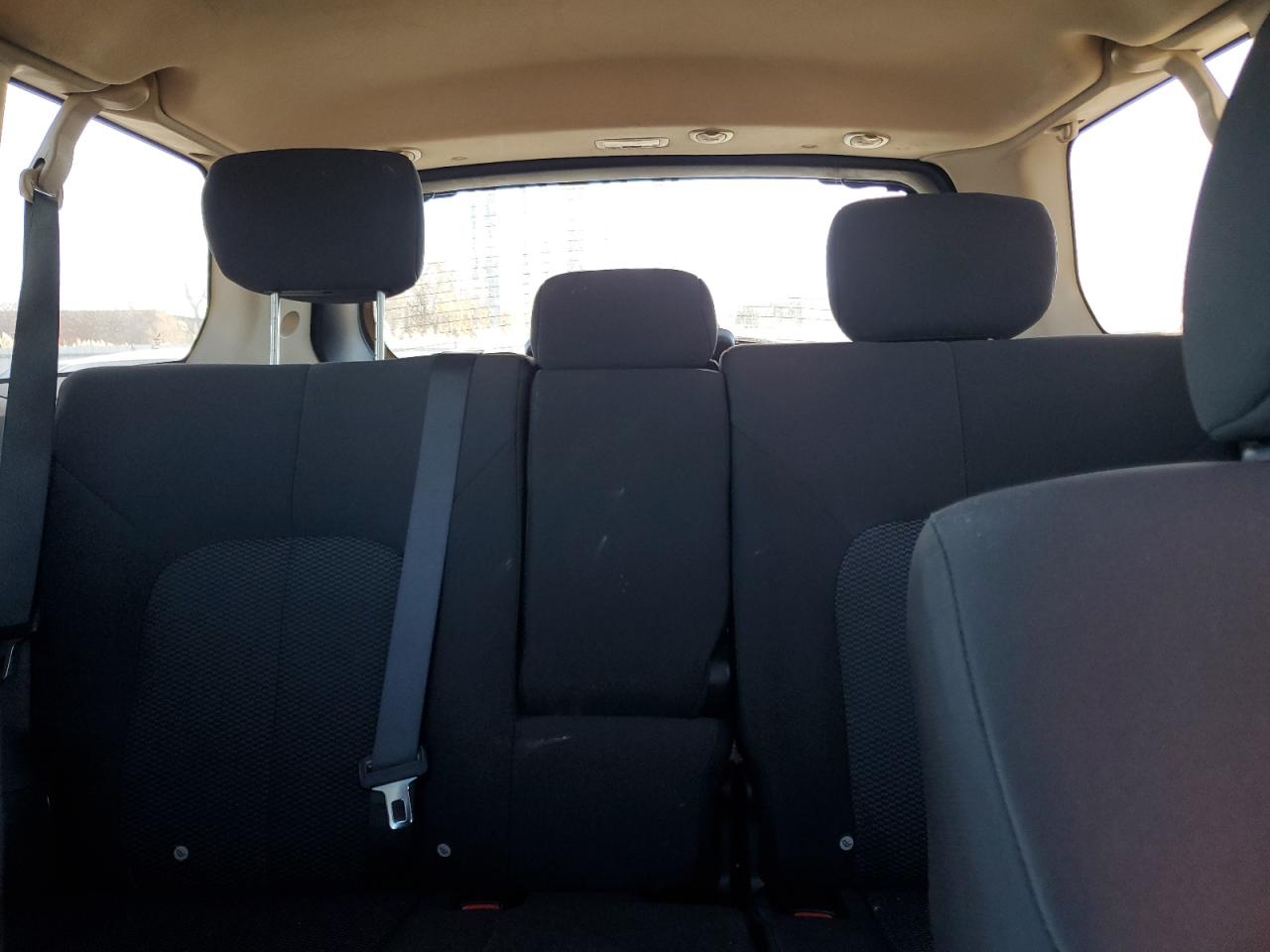 2010 Mitsubishi Endeavor Ls VIN: 4A4JM2AS6AE001610 Lot: 92792015