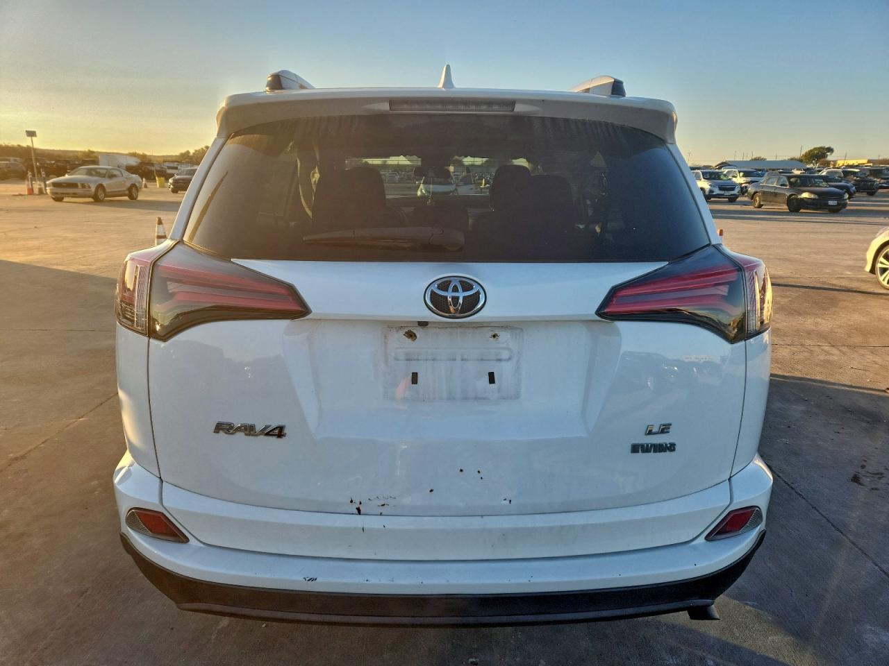 2017 Toyota Rav4 Le VIN: 2T3ZFREV4HW314014 Lot: 94531515