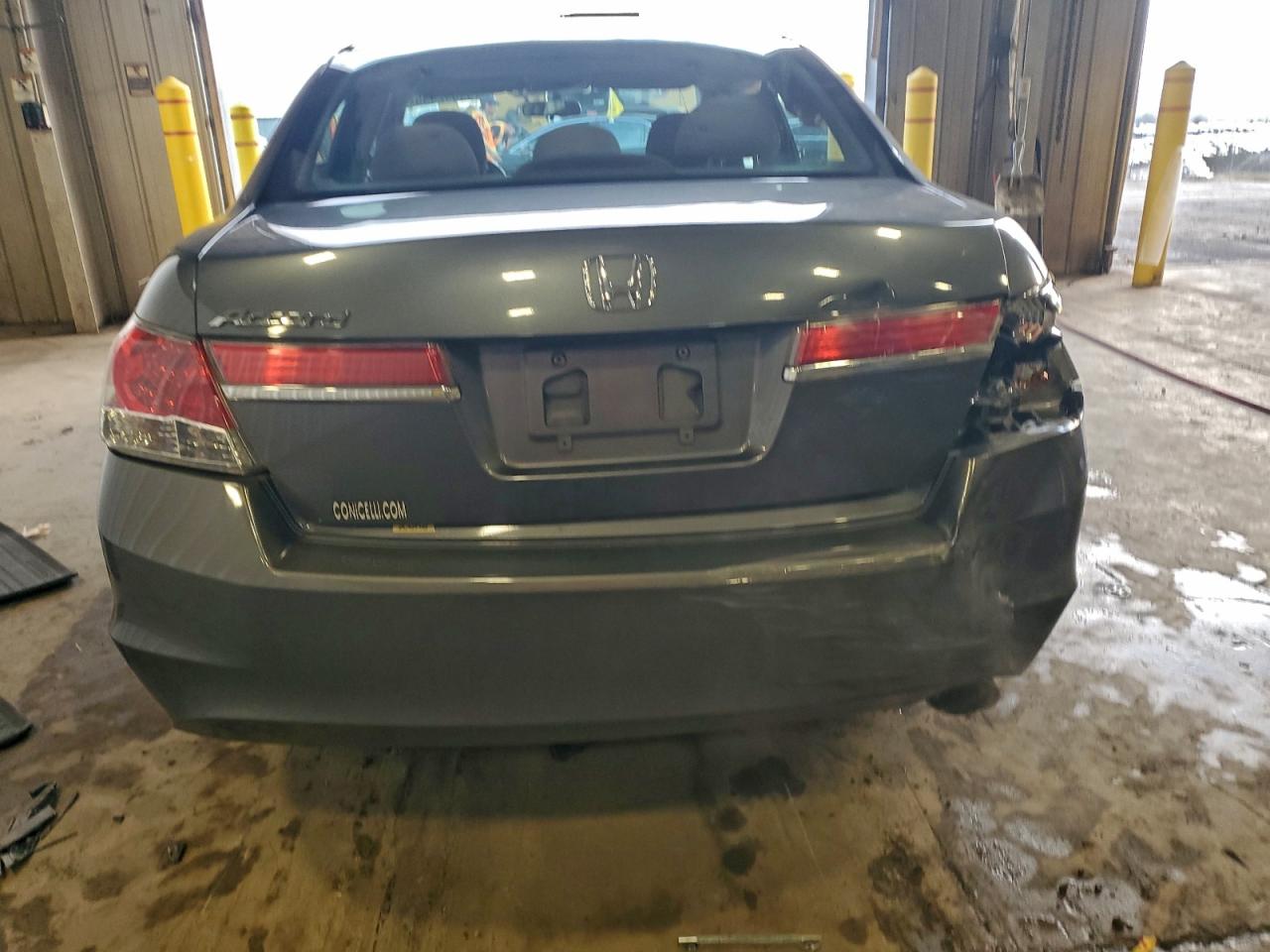 2011 Honda Accord Lxp VIN: 1HGCP2F40BA002196 Lot: 94642435