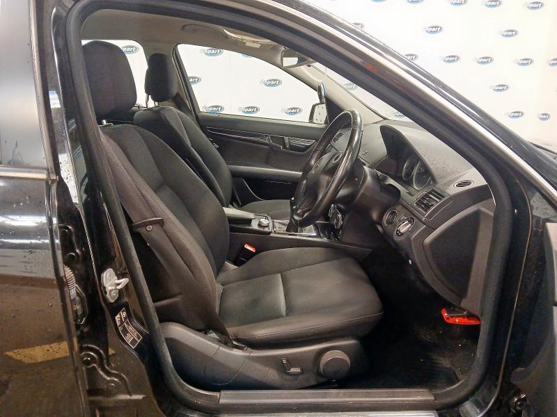 2009 MERCEDES-BENZ C CLASS C180K BLUEEFFICIENCY SE 4DR