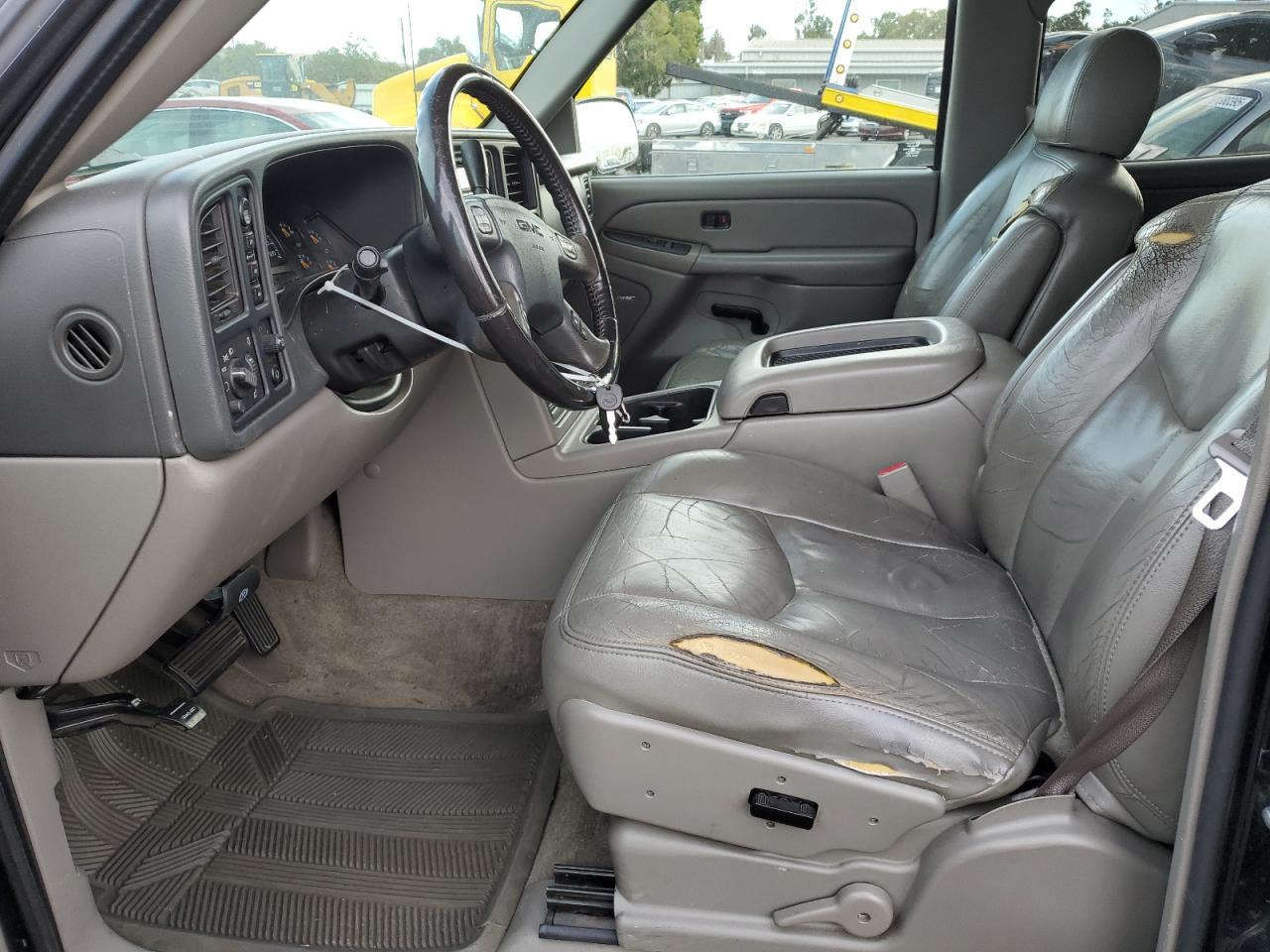 2005 GMC Yukon VIN: 1GKEK13T55R228272 Lot: 91521965