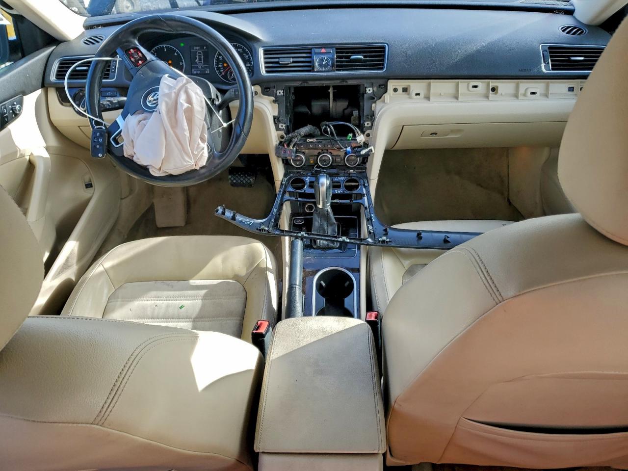 2014 Volkswagen Passat Sel VIN: 1VWCN7A36EC111428 Lot: 93924355