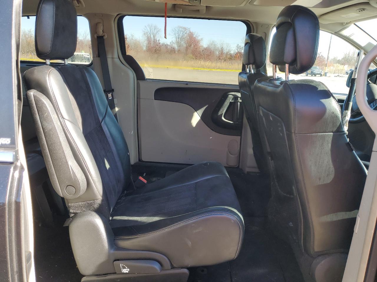 2014 Chrysler Town & Country Touring L VIN: 2C4RC1CG3ER228794 Lot: 90669285