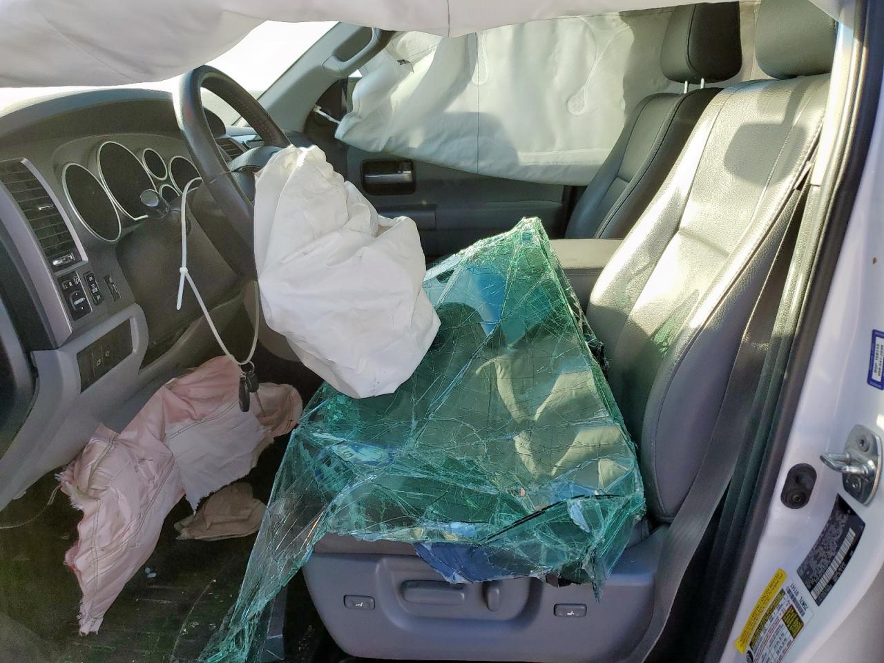 2012 Toyota Sequoia Limited VIN: 5TDKY5G12CS038179 Lot: 92353365