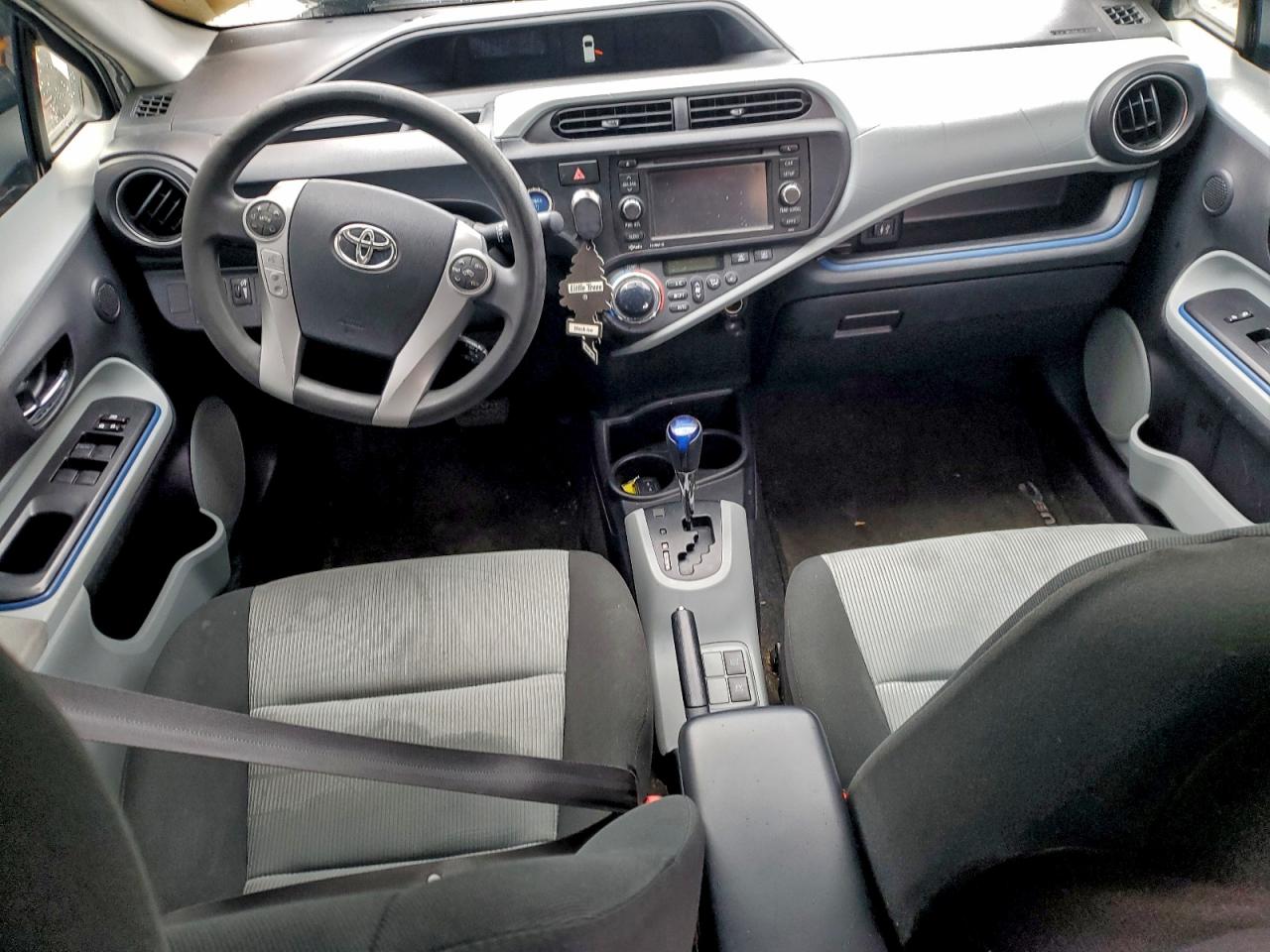 2012 Toyota Prius C VIN: JTDKDTB37C1024056 Lot: 92696375