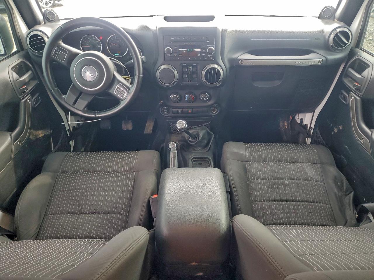 2012 Jeep Wrangler Unlimited Sport VIN: 1C4BJWDG1CL146975 Lot: 94258215